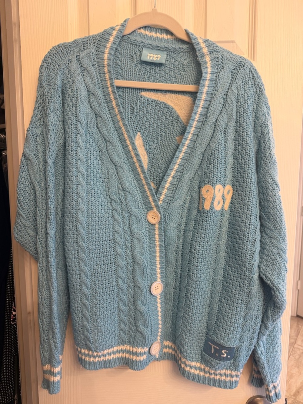 Taylor Swift Light Blue Cable Knit V-Neck Cardigan with White Trim